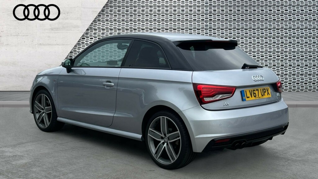 Audi A1 A1 1.4 Tfsi 150 Black Edition S Tronic LV67UPX Black #3