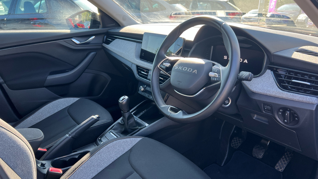 Skoda Kamiq Kamiq 1.0 Tsi 95 Se Edition GK75KHZ Black #6