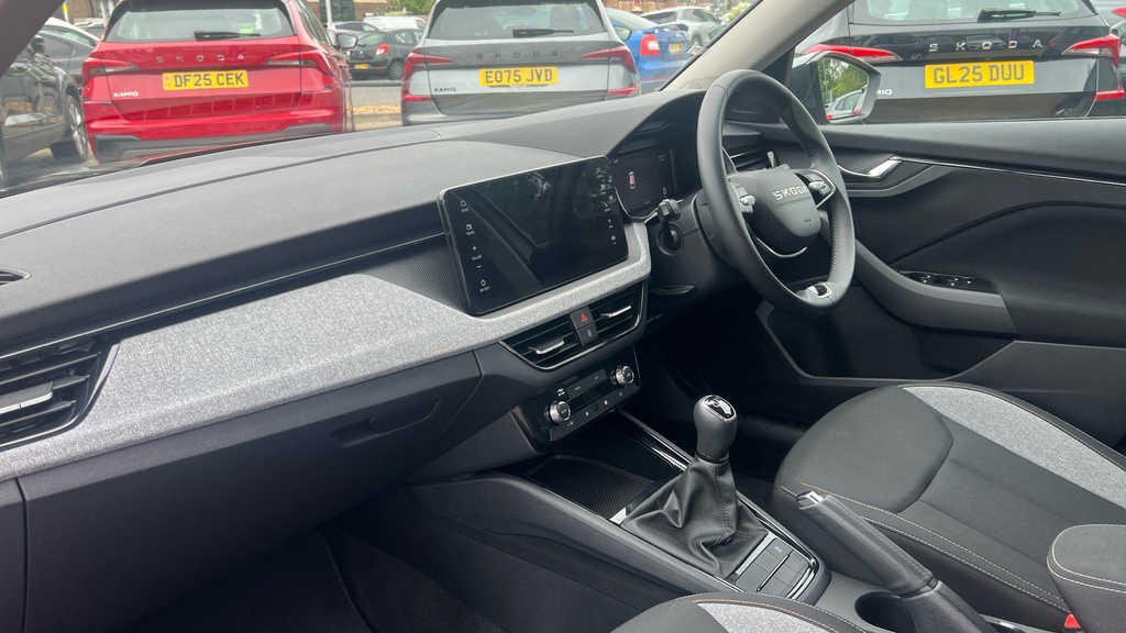 Skoda Kamiq Kamiq 1.0 Tsi Se Edition GJ75EZD Grey #2