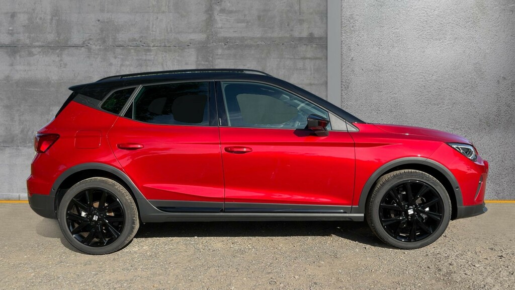 Seat Arona Arona 1.0 Tsi 115 Fr Black Edition Dsg Red #4