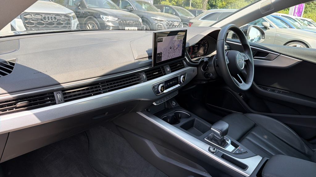 Audi A5 A5 35 Tfsi Sport S Tronic BV24WKW Black #2