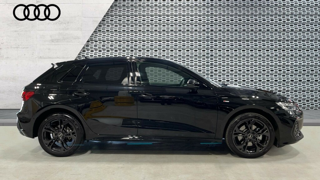 Audi A3 A3 1.5 Tfsi E 204 Black Edition S Tronic LN26MXX Black #4