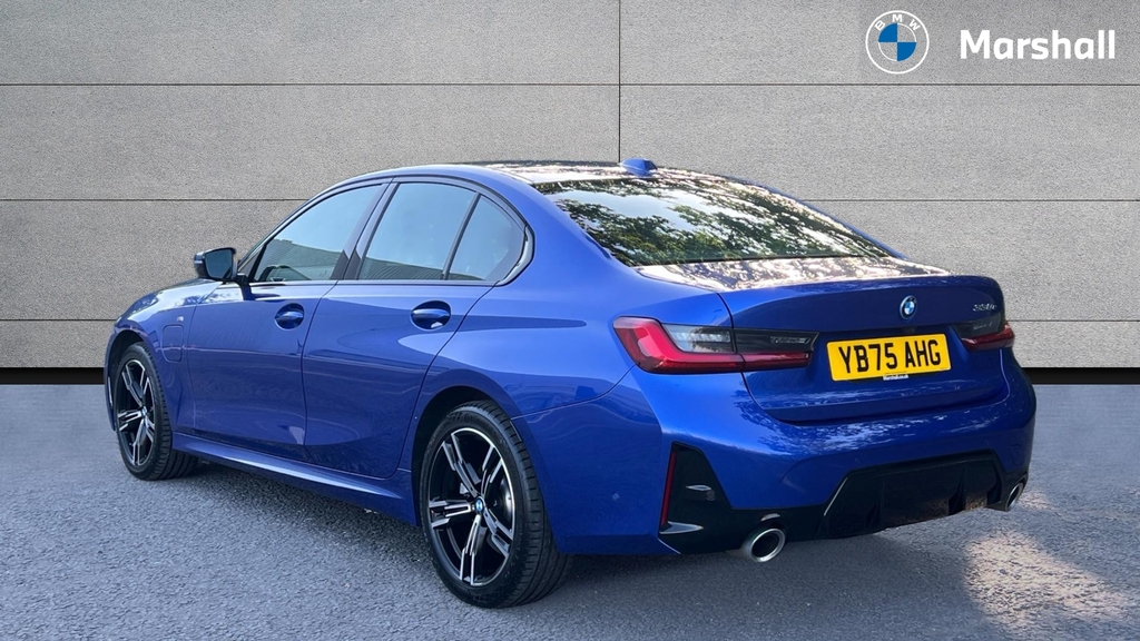 BMW 3 Series 3 Series 330E 22.3 Kwh M Sport Step YB75AHG Blue #2