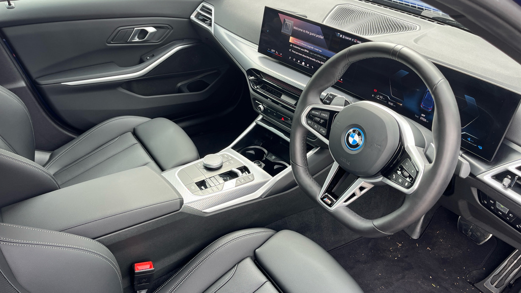 BMW 3 Series 3 Series 330E 22.3 Kwh M Sport Step YB75AON Blue #6