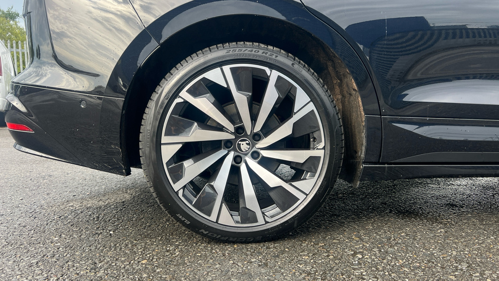 Skoda ENYAQ Enyaq 210Kw 85X Sportline 82Kwh 4X4 KY75LYG Black #5