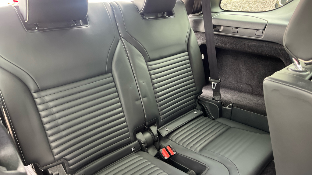 Land Rover Discovery 3.0 D300 R-dynamic Hse Grey #37