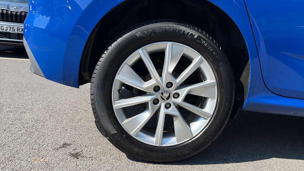 Skoda Kamiq Kamiq 1.0 Tsi 95 Se Blue #5