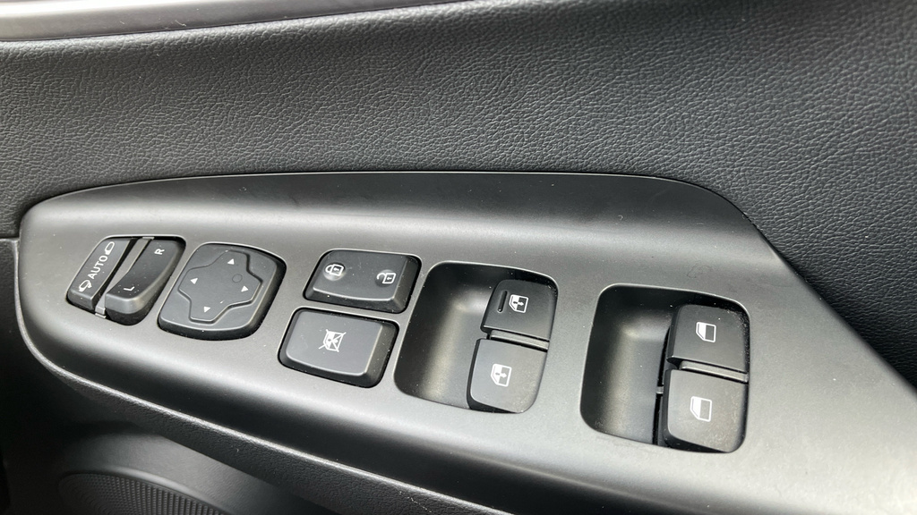 Hyundai Kona Premium Se Grey #27