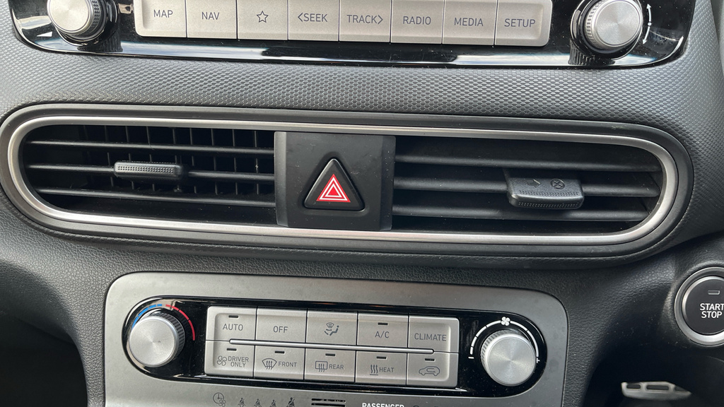 Hyundai Kona Premium Se Grey #15