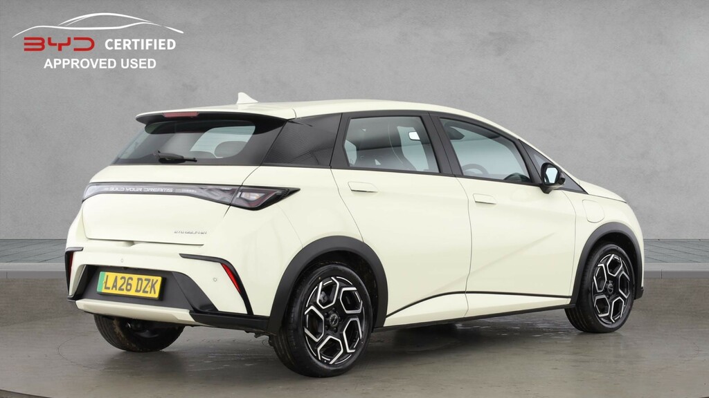 Byd Dolphin Dolphin 130Kw Boost 44.9Kwh White #2
