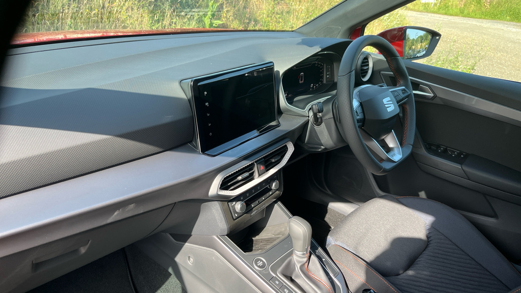 Seat Arona Arona 1.0 Tsi 115 Fr Black Edition Dsg Red #2
