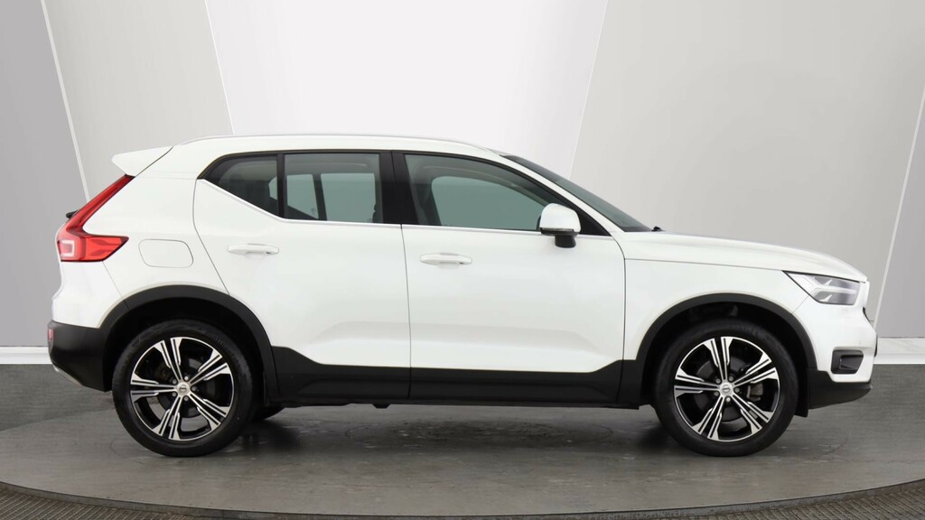 Volvo XC40 Xc40 2.0 B4p Inscription Pro White #2
