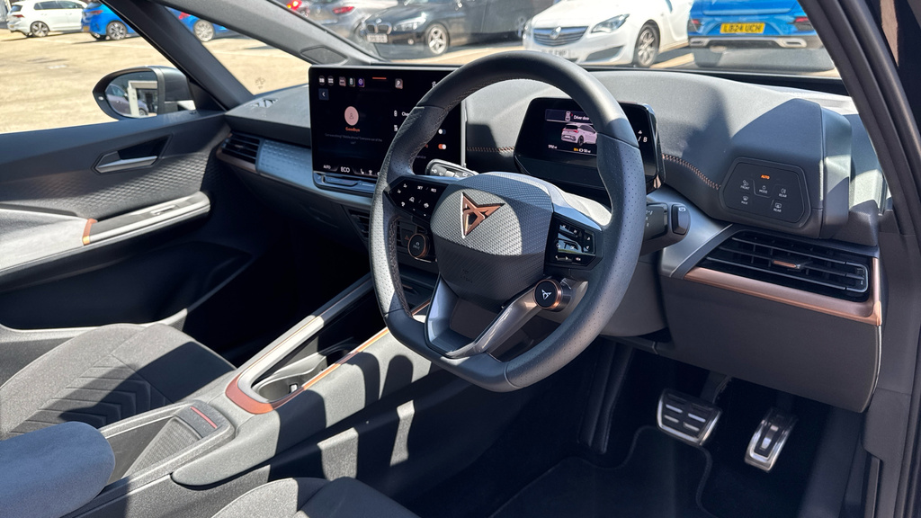 Cupra Born Born 170Kw E-boost V2 59Kwh FG75VJM Black #6