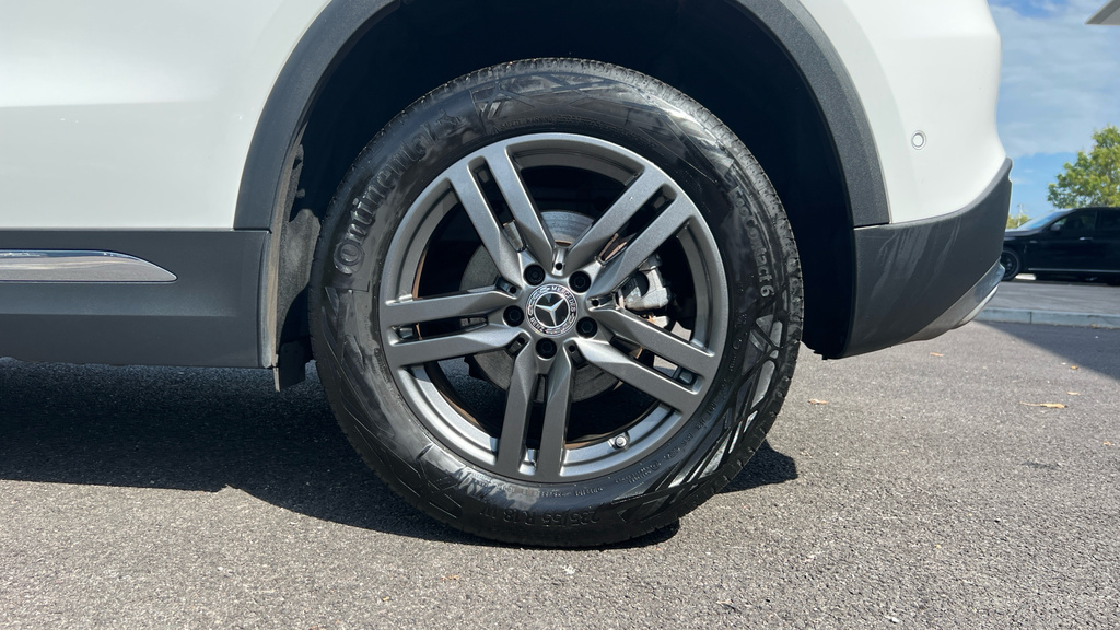 Mercedes-Benz GLA Class 180 Sport Edition Grey #26