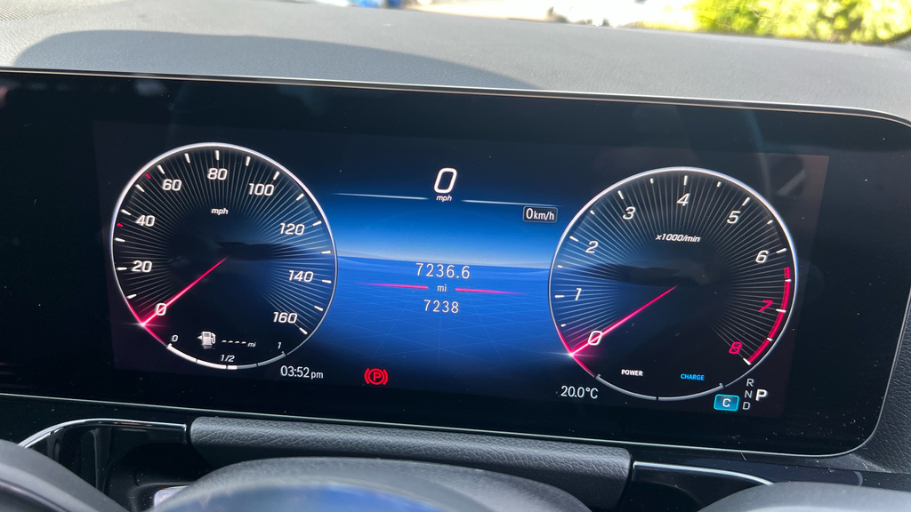Mercedes-Benz GLA Class 180 Sport Edition Grey #16