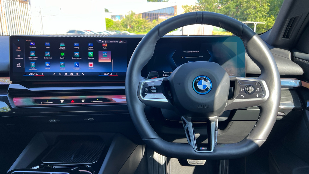 BMW i5 I5 250Kw Edrive40 M Sport Pro 84Kwh White #5
