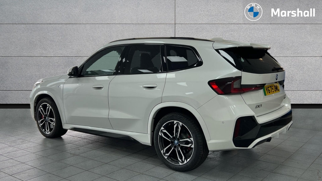 BMW iX1 Ix1 150Kw Edrive20 M Sport 65Kwh White #2