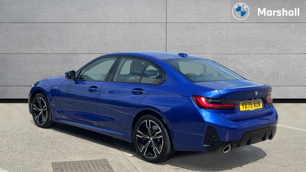 BMW 3 Series 3 Series 330E 22.3 Kwh M Sport Step YB75AUW Blue #2