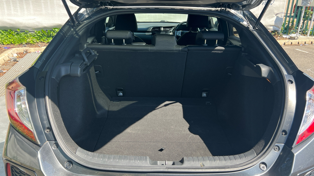 Honda Civic 1.5 Vtec Turbo Sport White #15