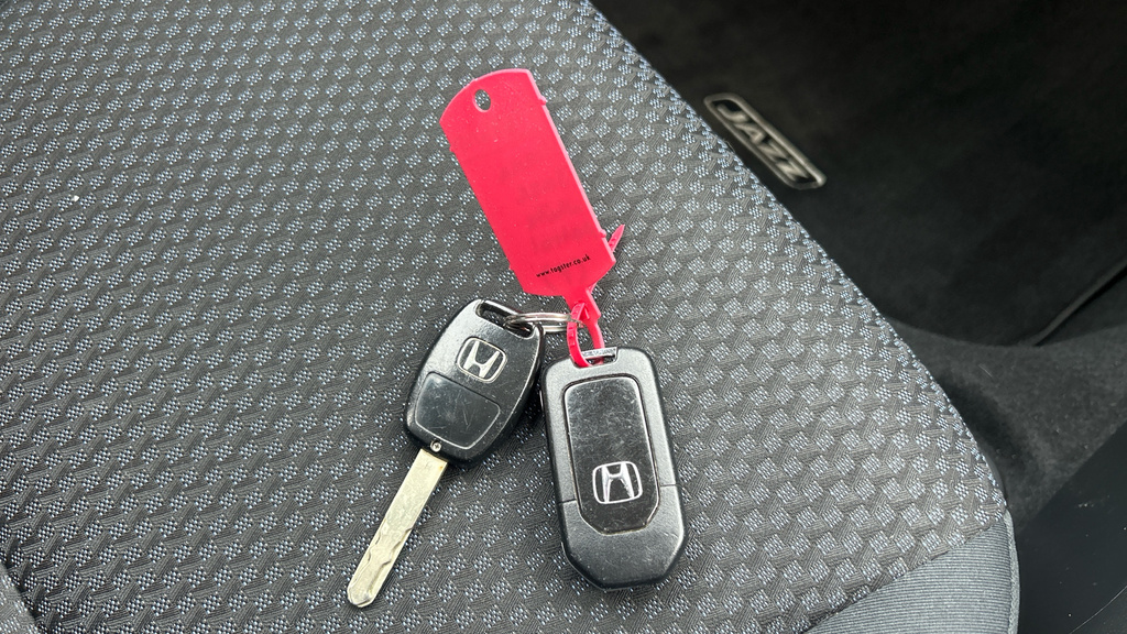 Honda Jazz 1.3 I-vtec Ex Navi Blue #22