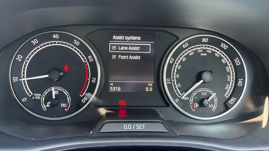Skoda Fabia 1.0 Tsi Se Comfort Silver #33