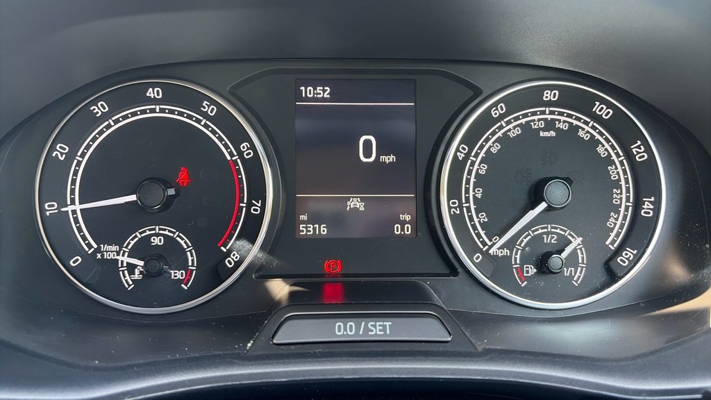 Skoda Fabia 1.0 Tsi Se Comfort Silver #14