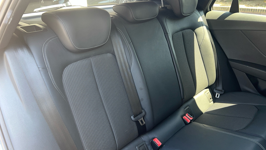Audi Q2 Audi Q2 S Line 30 Tdi 116 Ps S Tronic Grey #15