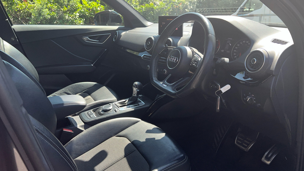 Audi Q2 Q2 35 Tfsi Black Edition S Tronic Grey #6