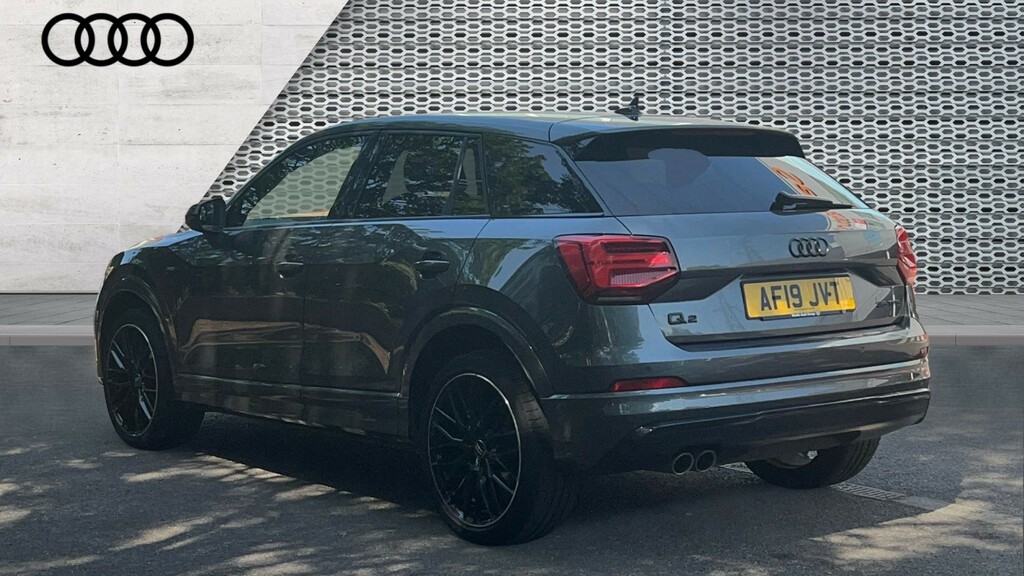 Audi Q2 Q2 35 Tfsi Black Edition S Tronic Grey #3