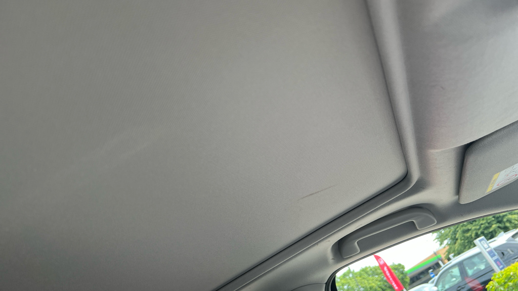 Honda Hr-V Se White #28