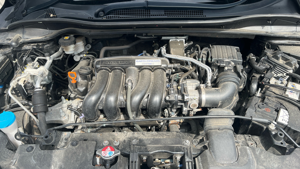 Honda Hr-V Se White #17