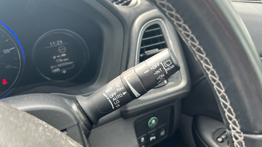 Honda Hr-V Se White #23