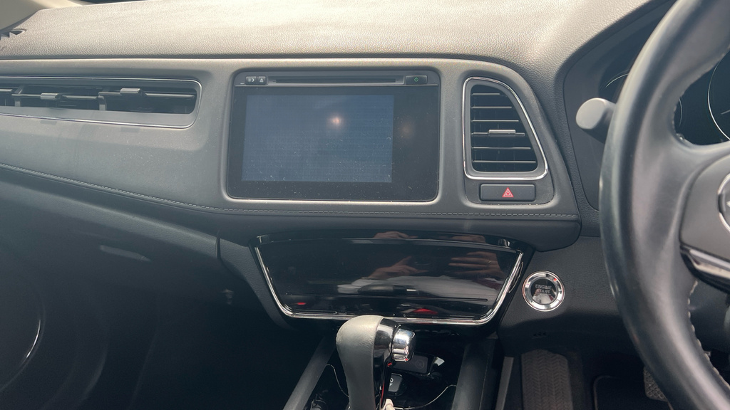 Honda Hr-V Se White #15