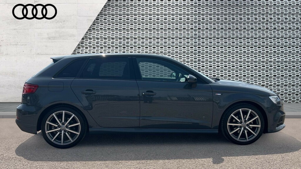 Audi A3 A3 1.5 Tfsi Black Edition Grey #4
