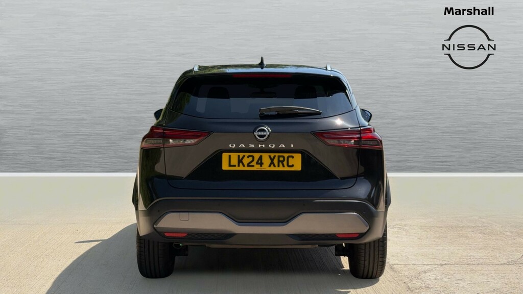 Nissan Qashqai Qashqai 1.3 Dig-t Mh 158 Tekna Xtronic LK24XRC Black #6
