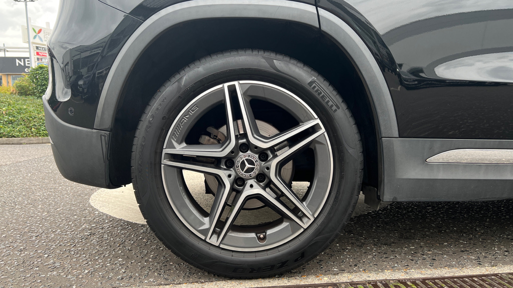 Mercedes-Benz GLA Class Gla 180 Urban Edition Black #19