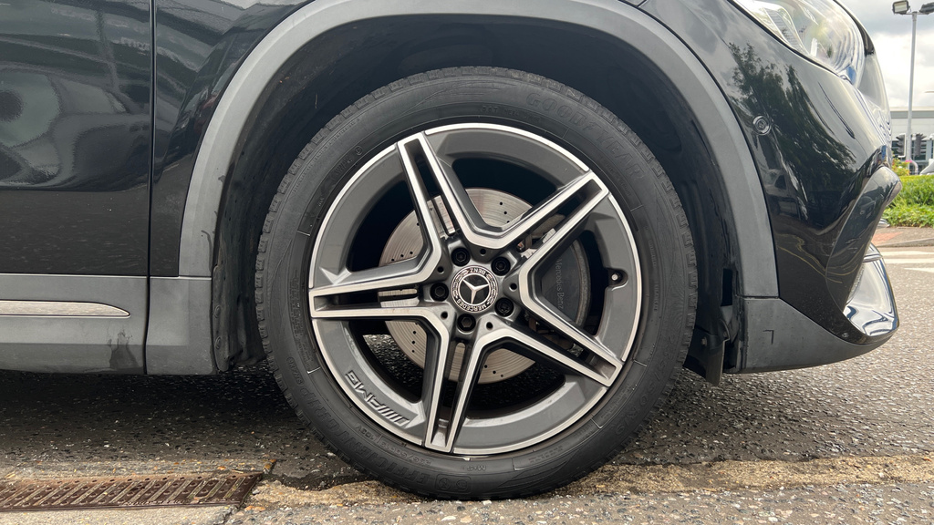 Mercedes-Benz GLA Class Gla 180 Urban Edition Black #20