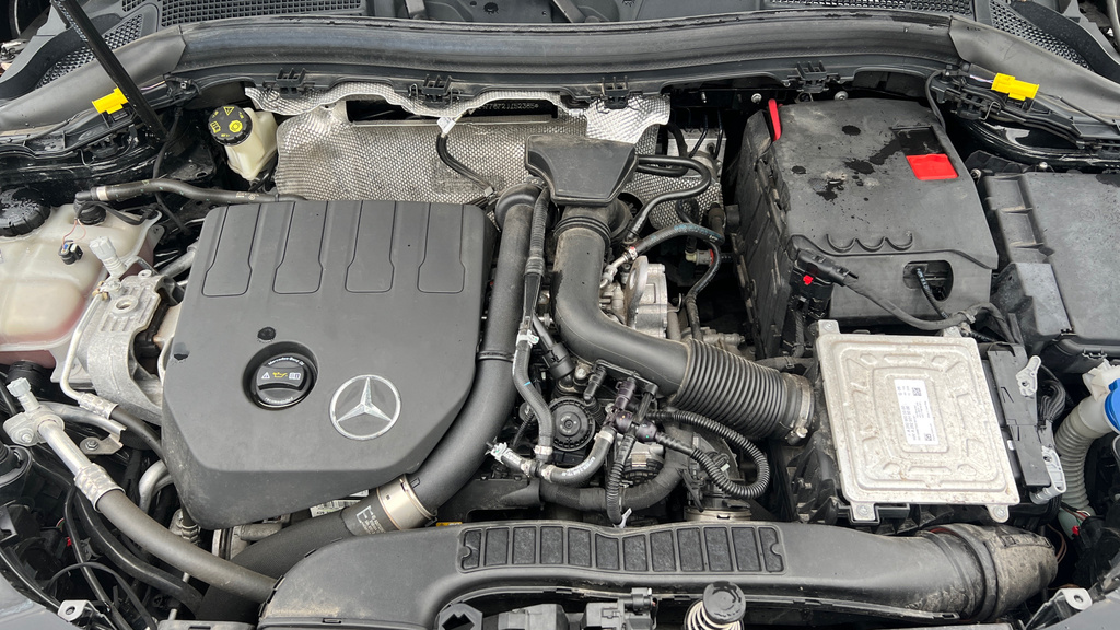 Mercedes-Benz GLA Class Gla 180 Urban Edition Black #16