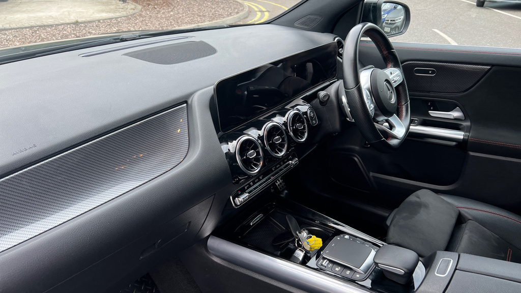 Mercedes-Benz GLA Class Gla 180 Urban Edition Black #10