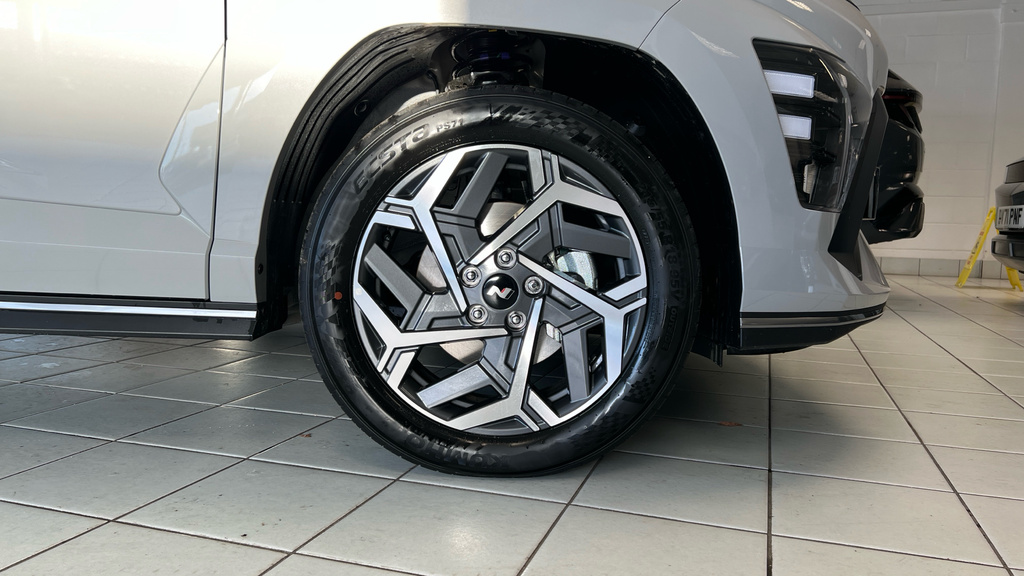 Hyundai Tucson 1.6T Ultimate Silver #20
