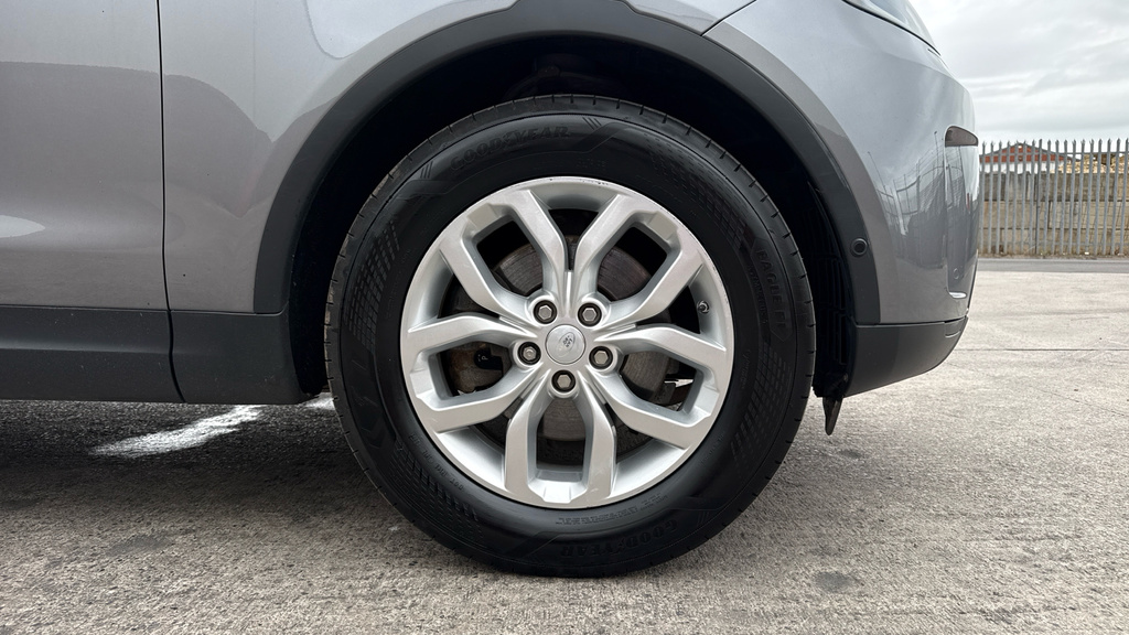 Land Rover Discovery Discovery 2.0 Sd4 Se AO70DPN Grey #5