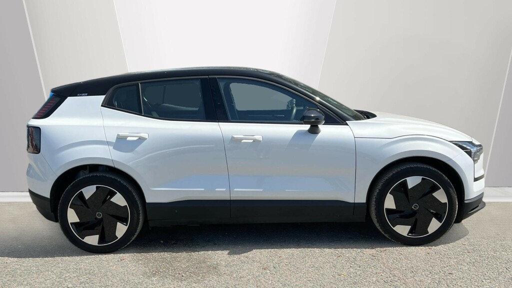Volvo EX30 Ex30 315Kw Twin Motor Performance Plus 69Kwh A White #3