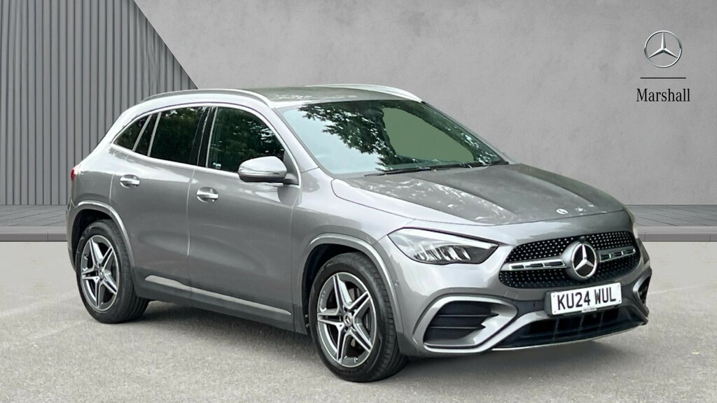 Mercedes-Benz GLA Class Gla 200 Amg Line Executive Grey