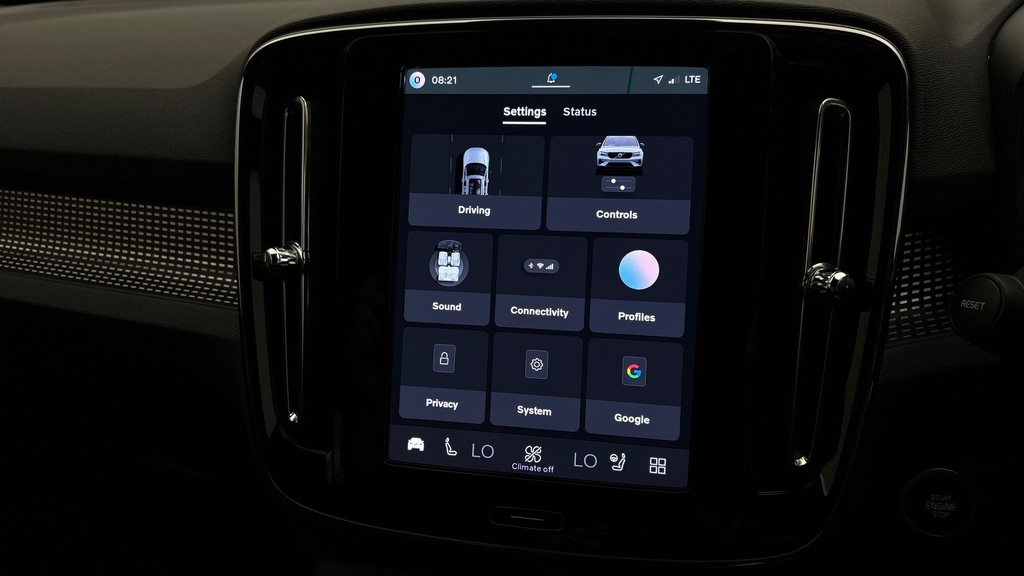 Volvo XC40 Black Edition Plus, B3 Mild Hybrid, Blue #35