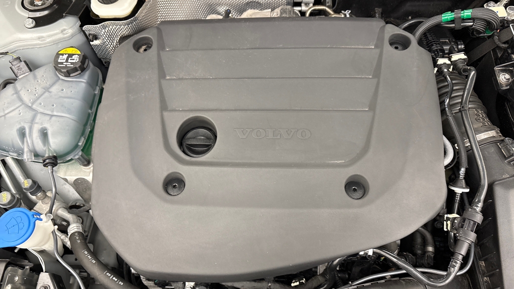 Volvo XC40 Black Edition Plus, B3 Mild Hybrid, Blue #15