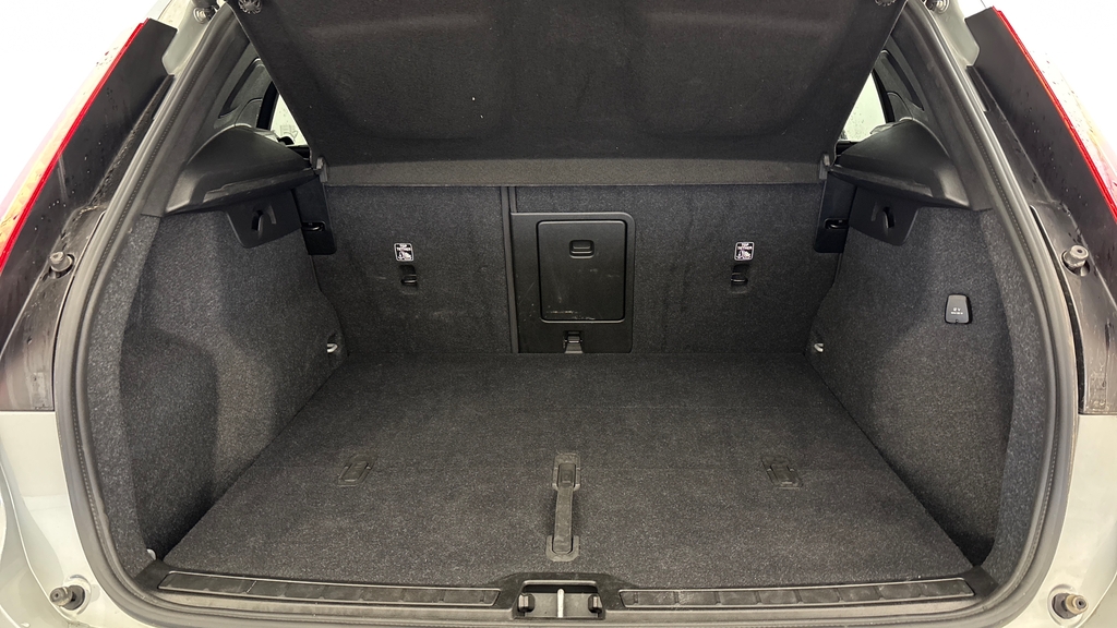 Volvo XC40 Black Edition Plus, B3 Mild Hybrid, Blue #14