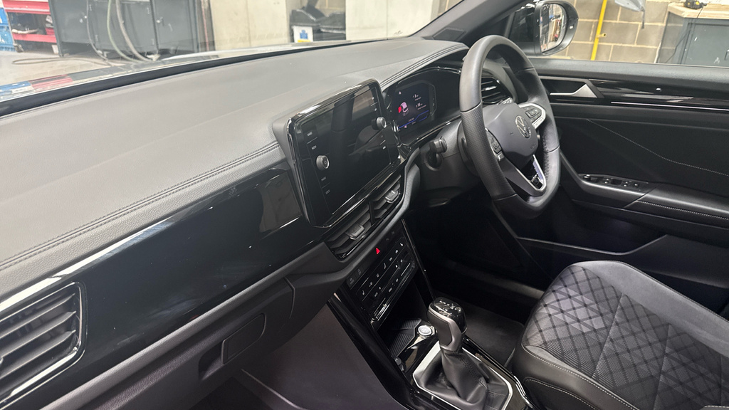 Volkswagen T-Roc T-roc 1.5 Tsi Black Edition Plus Dsg KM75GZN Silver #2
