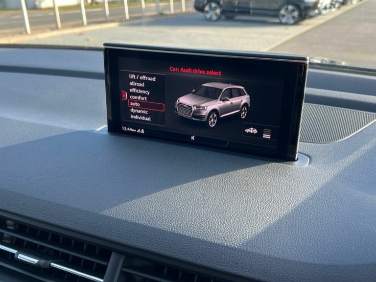 Audi Q7 S Line 3.0 Tdi Quattro 272 Ps Tiptronic Grey #40