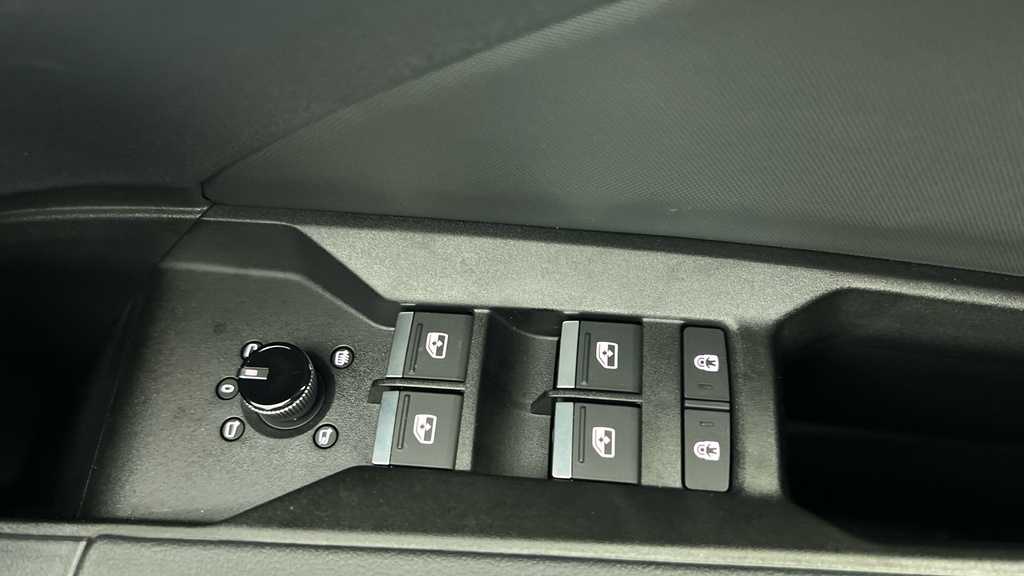 Audi Q4 E Tron 210Kw 45 Quattro 82Kwh Black Edition Blue #29