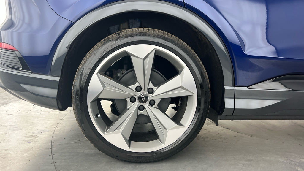Audi Q4 E Tron 210Kw 45 Quattro 82Kwh Black Edition Blue #22